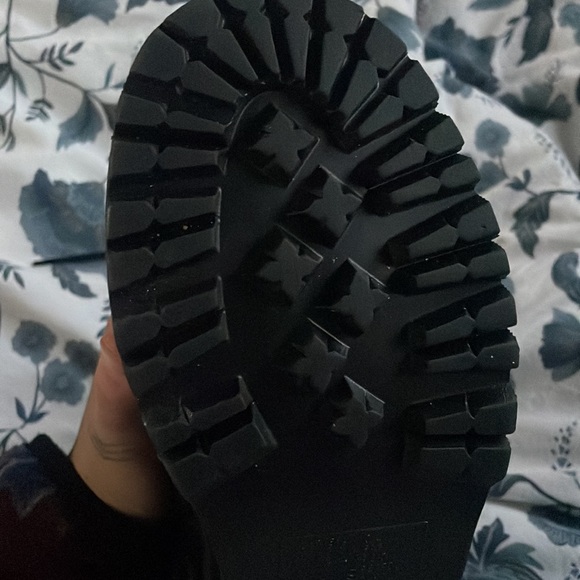 Vegan Doc Marten Platform boots - Picture 3 of 4